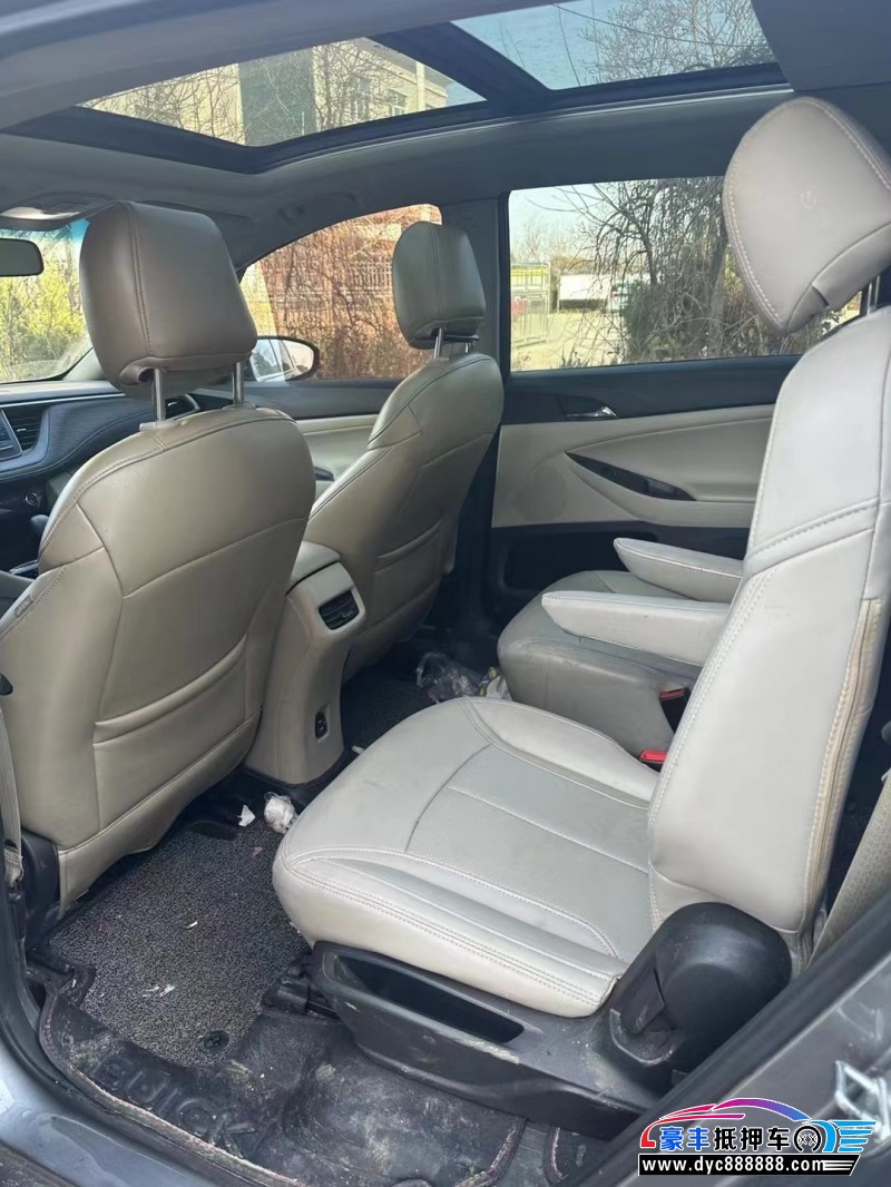 18年别克别克GL6MPV抵押车出售