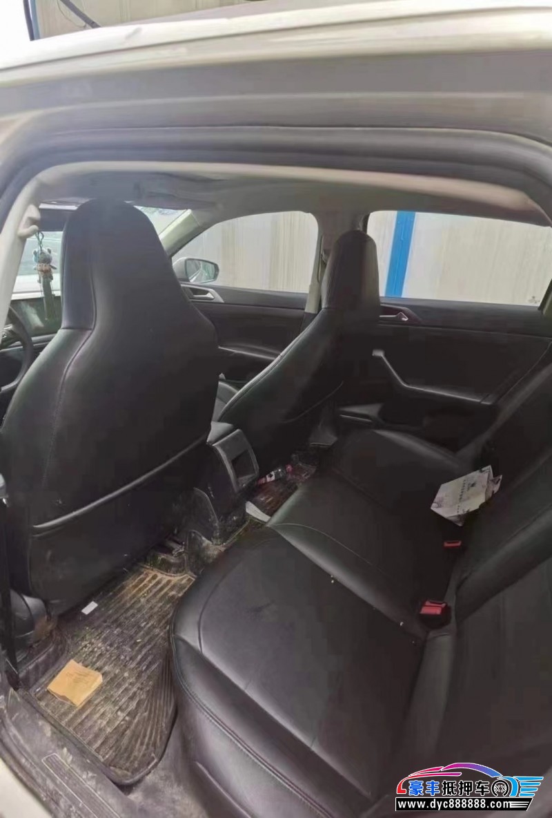 19年大众polo轿车抵押车出售