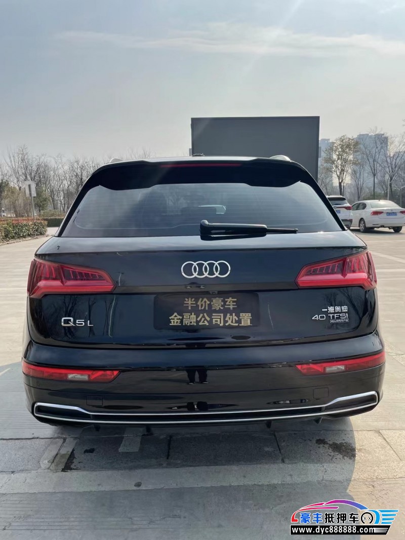 21年奥迪Q5轿车抵押车出售