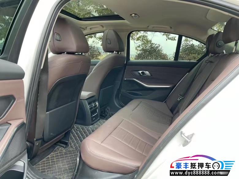 21年宝马3系轿车抵押车出售