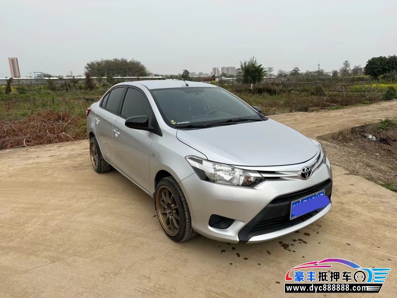 16年丰田威驰(海外)轿车抵押车出售