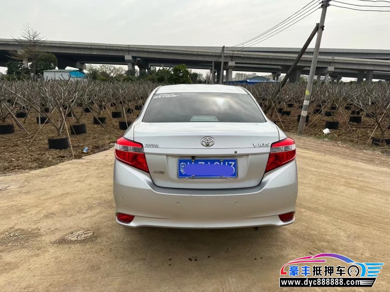 16年丰田威驰(海外)轿车抵押车出售