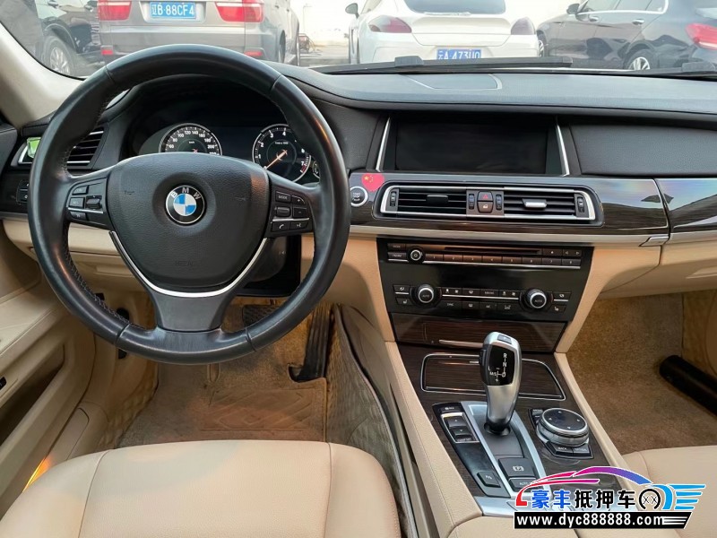 14年宝马7系轿车抵押车出售