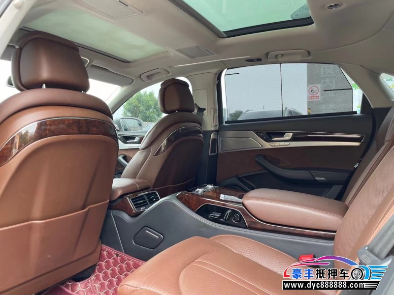 15年奥迪A8L轿车抵押车出售