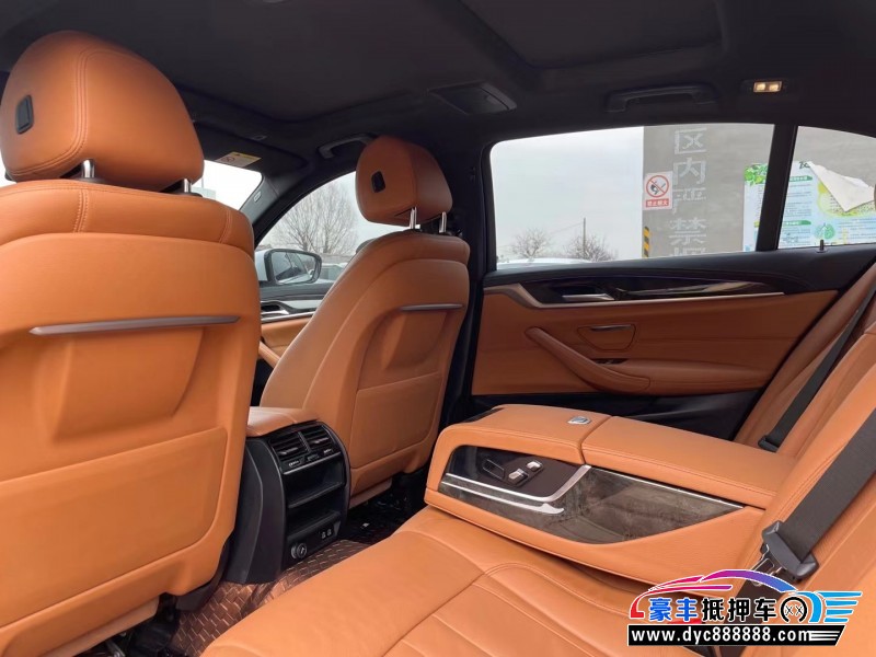 20年宝马5系轿车抵押车出售