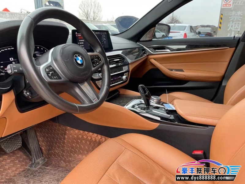 20年宝马5系轿车抵押车出售