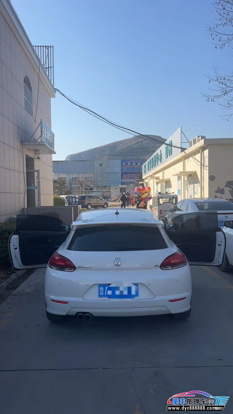 14年大众尚酷轿车抵押车出售