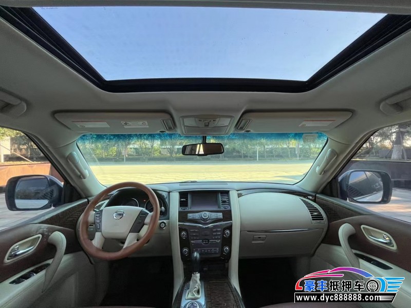 17年日产途乐SUV抵押车出售