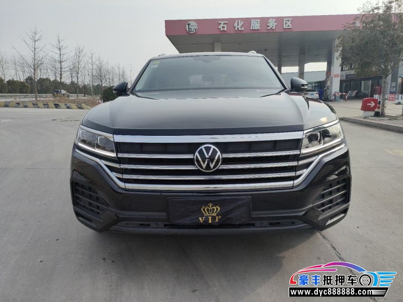 21年大众途锐轿车抵押车出售