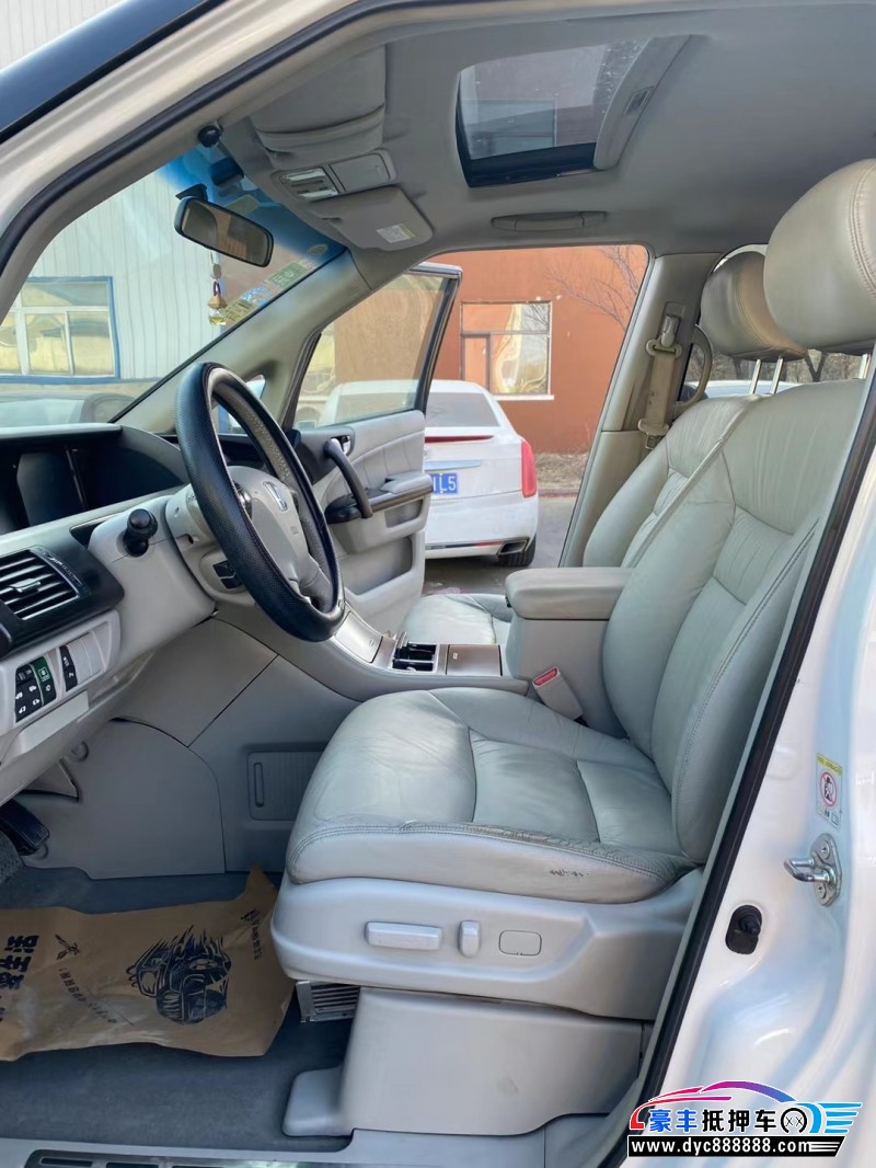 15年本田艾力绅MPV抵押车出售