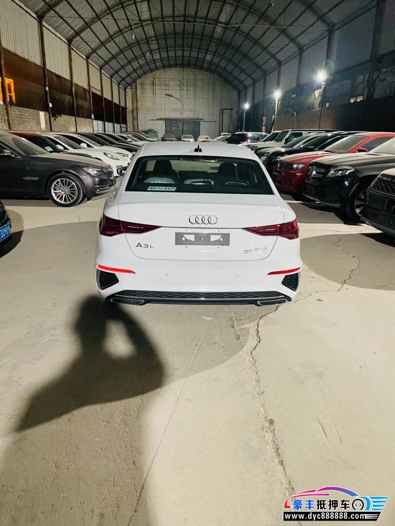 23年奥迪A3轿车抵押车出售
