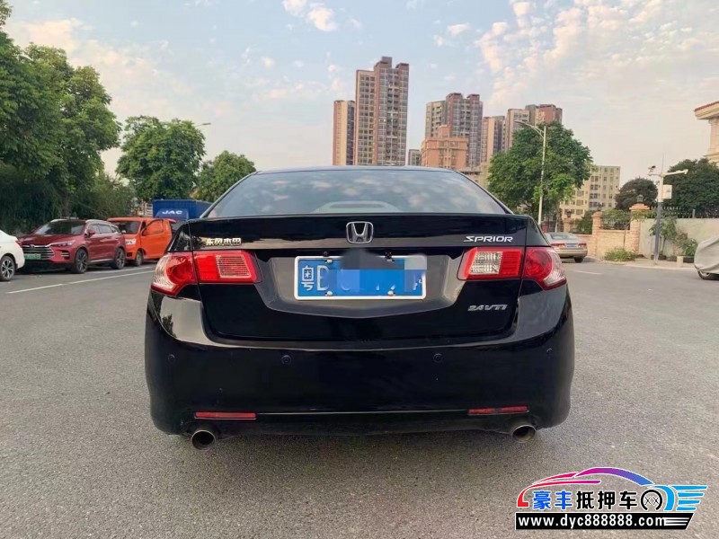 12年本田思铂睿轿车抵押车出售