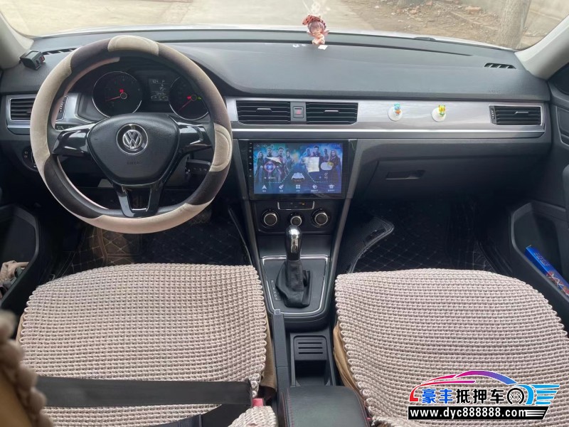 16年大众宝来轿车抵押车出售