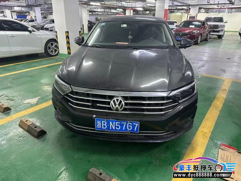 20年大众速腾轿车抵押车出售