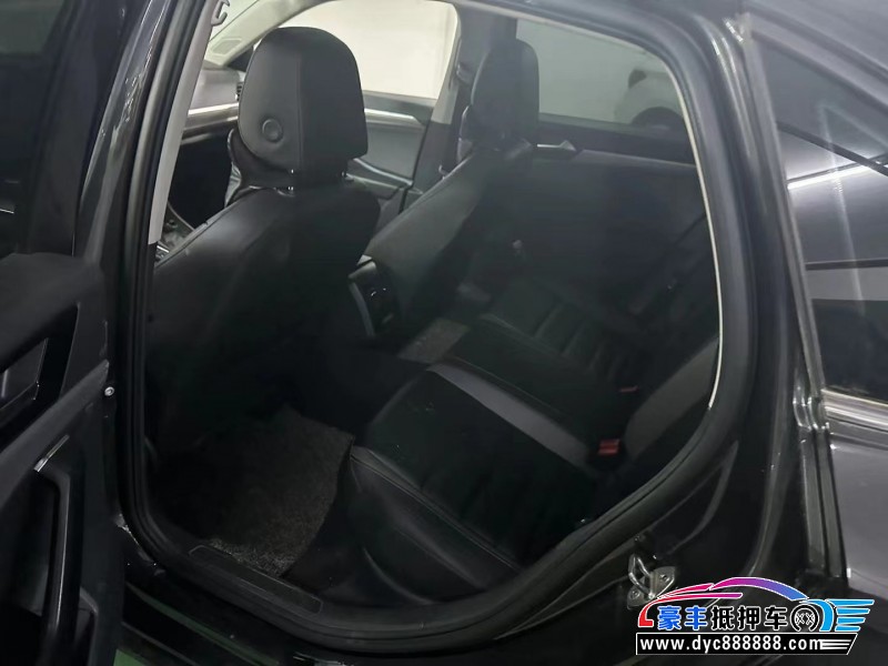 20年大众速腾轿车抵押车出售