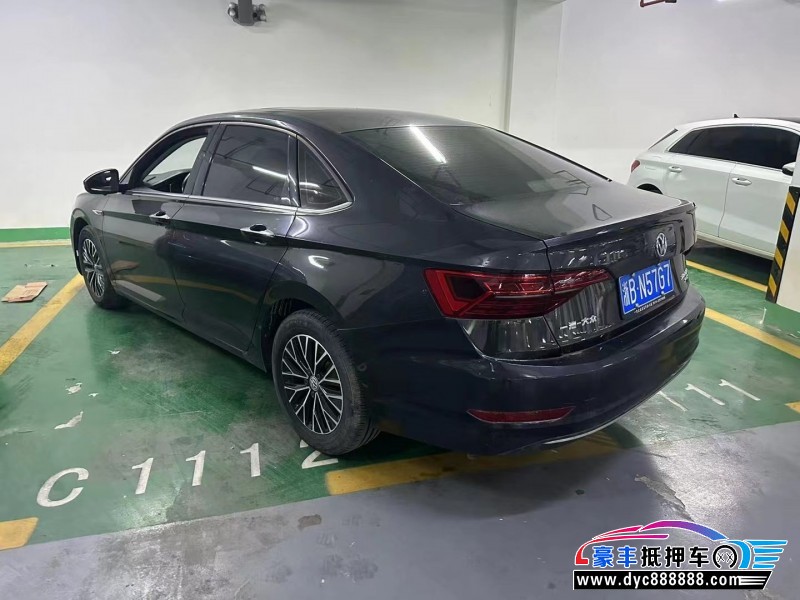 20年大众速腾轿车抵押车出售