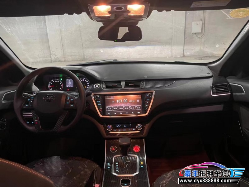 17年陆风X7SUV抵押车出售