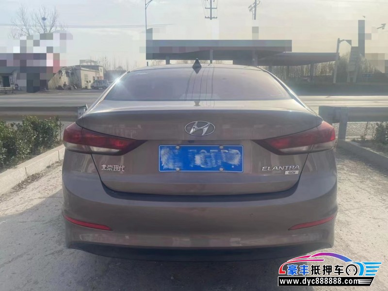 16年现代领动轿车抵押车出售