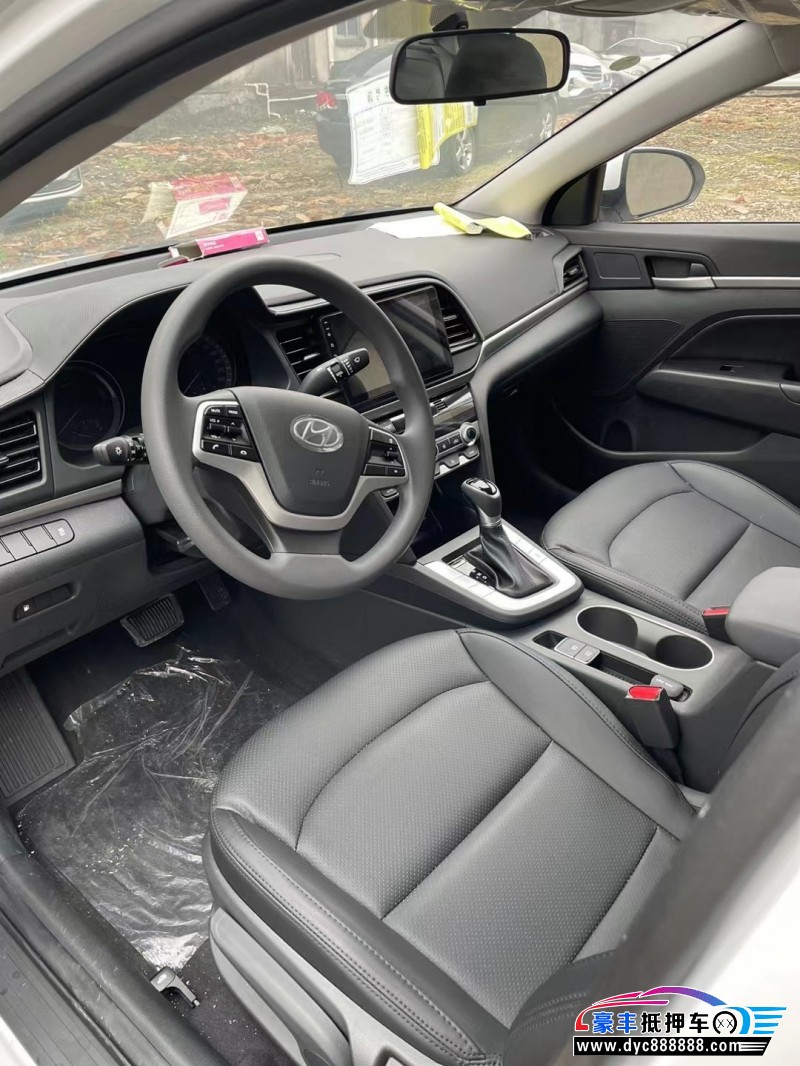 22年现代领动轿车抵押车出售