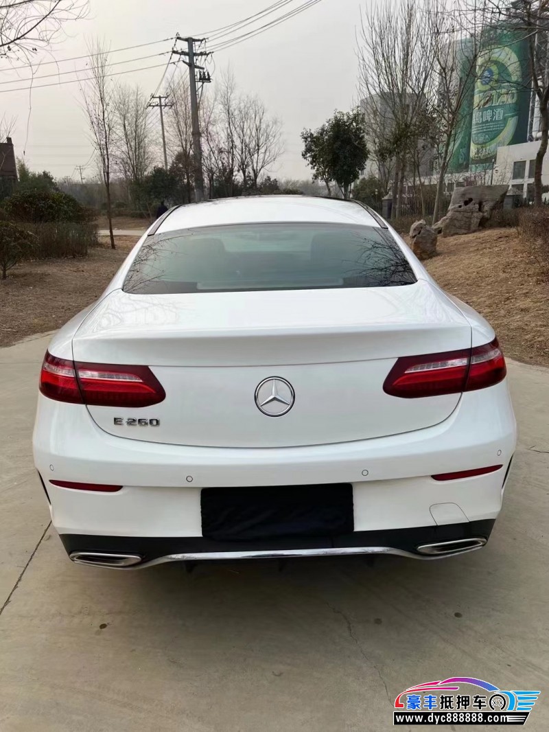 20年奔驰E轿车抵押车出售