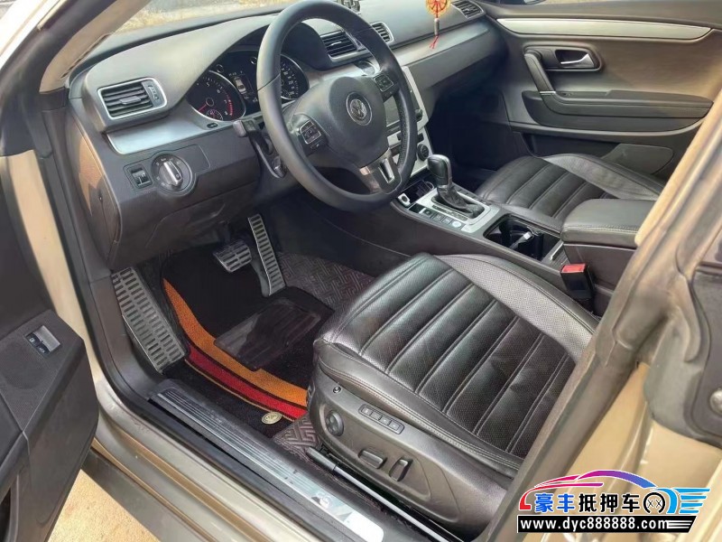 17年大众CC轿车抵押车出售