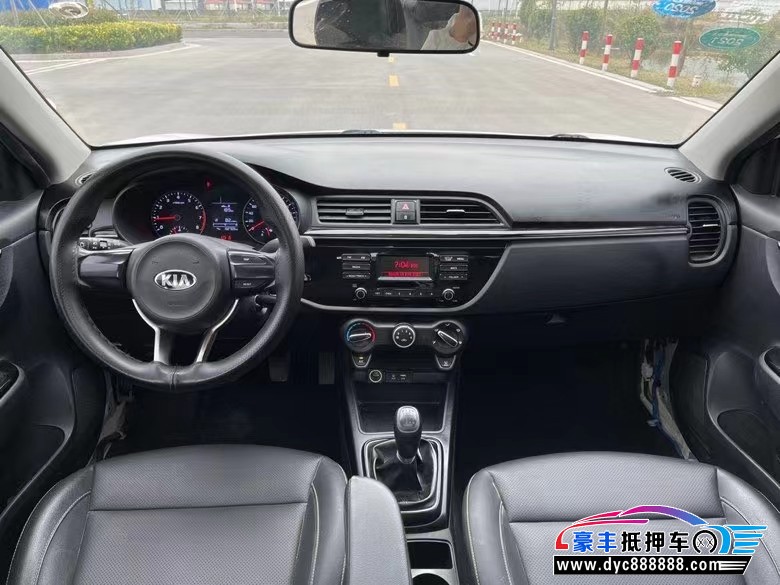 18年起亚K2轿车抵押车出售