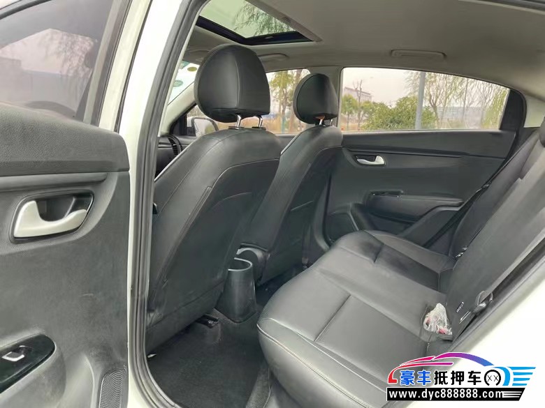 18年起亚K2轿车抵押车出售