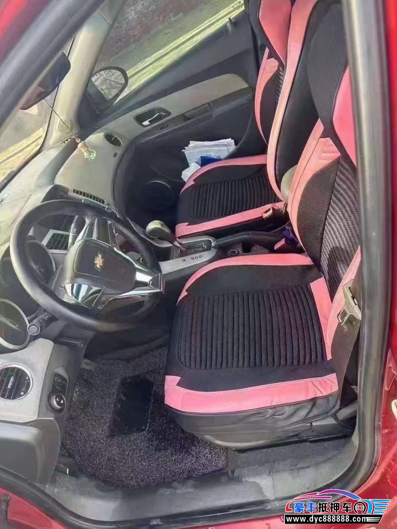 09年雪佛兰科鲁兹轿车抵押车出售