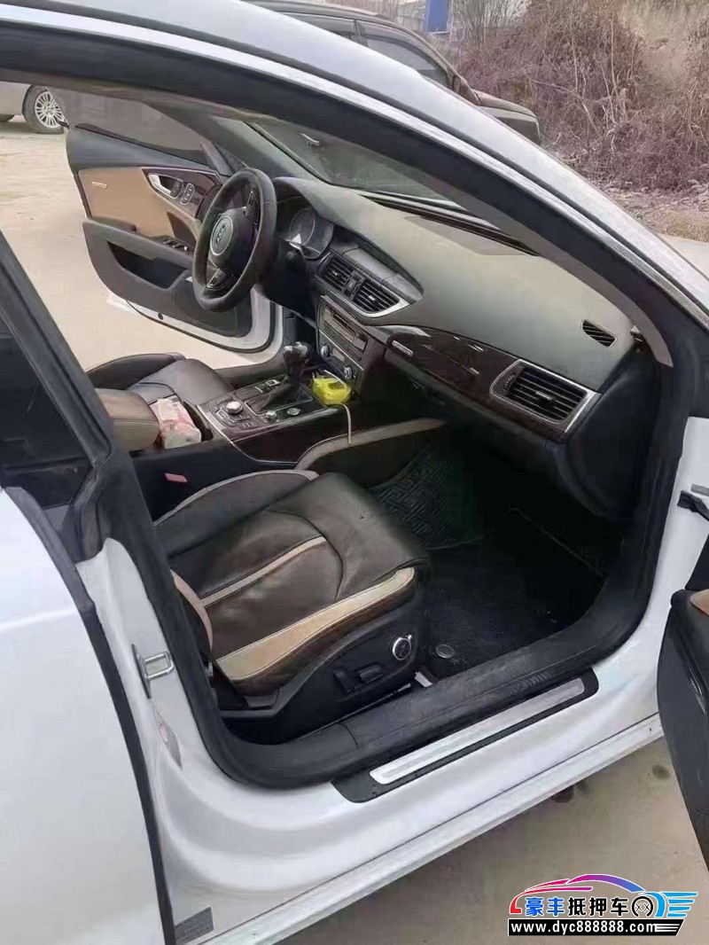 16年奥迪A7轿车抵押车出售