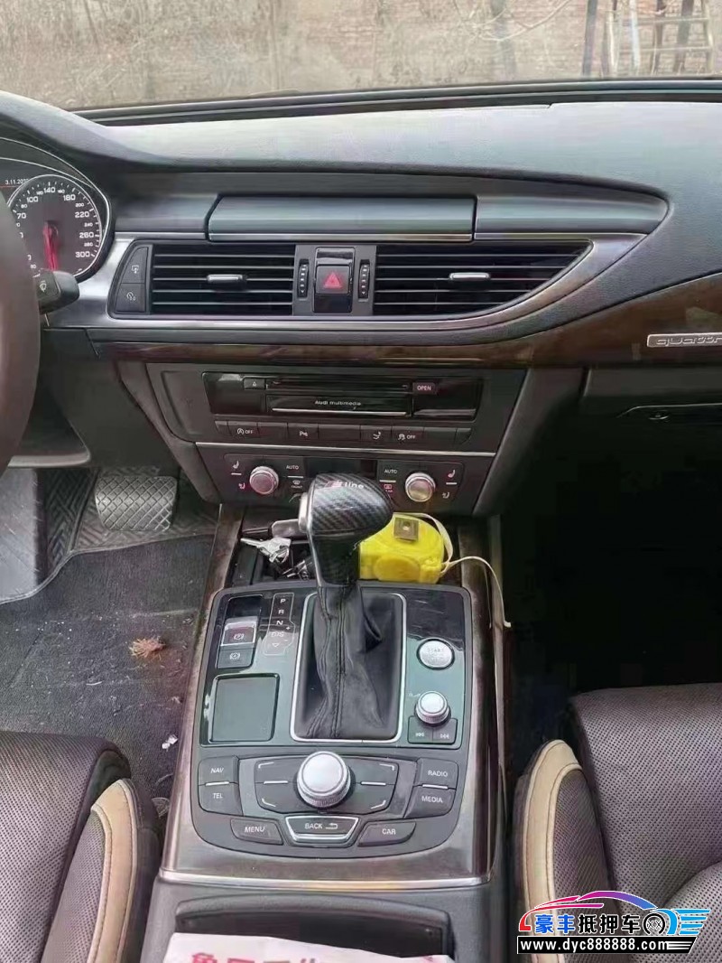 16年奥迪A7轿车抵押车出售