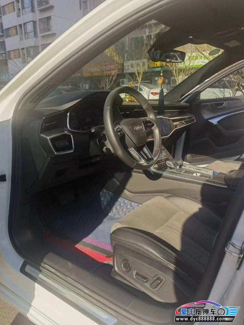 19年奥迪A6L轿车抵押车出售