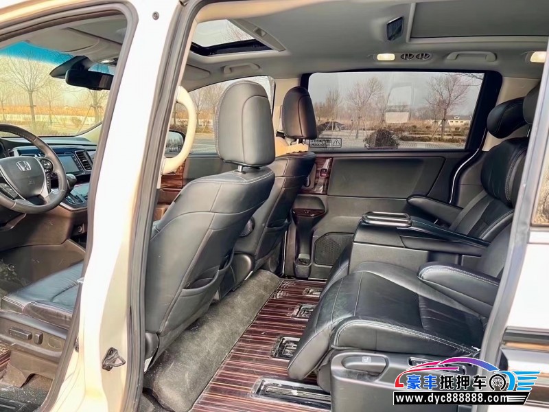 19年本田艾力绅MPV抵押车出售