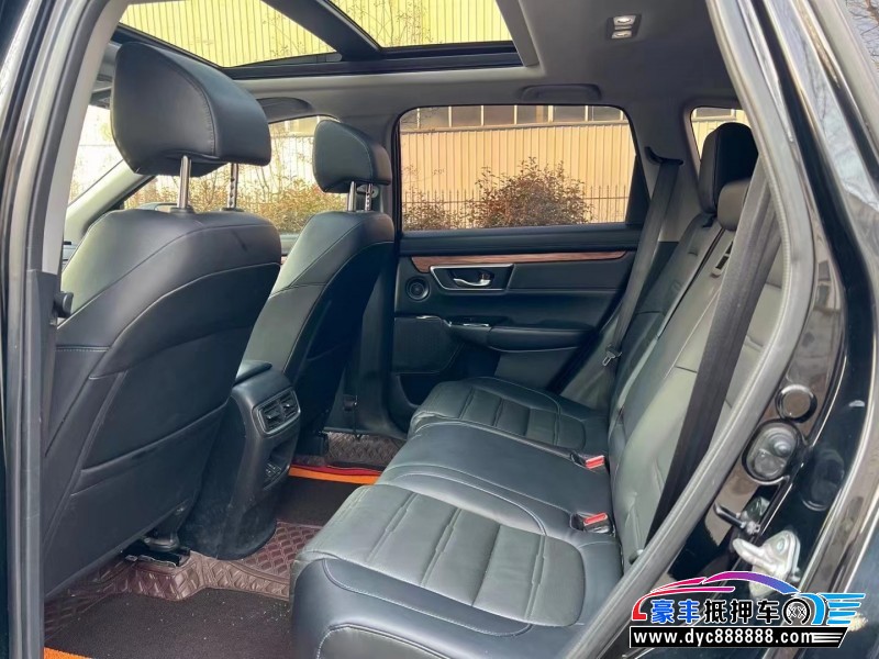 17年本田CR-V轿车抵押车出售