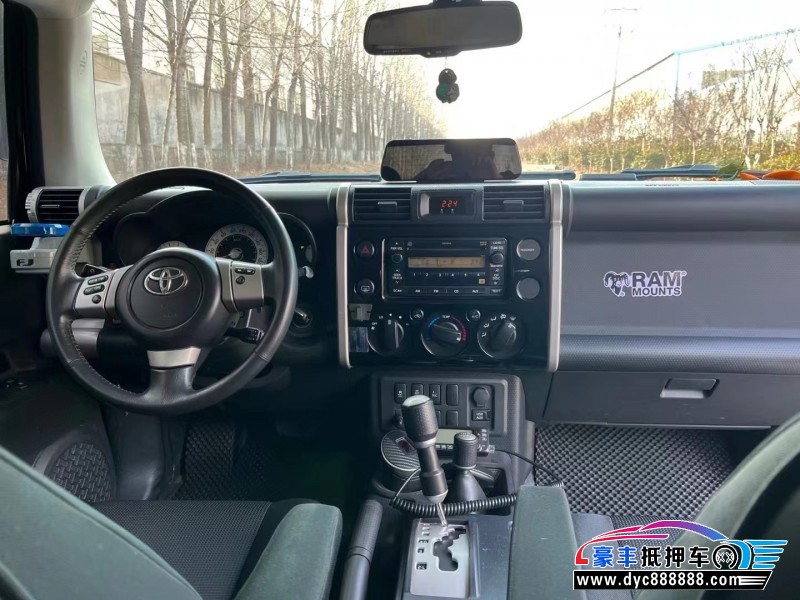 11年丰田FJ 酷路泽SUV抵押车出售