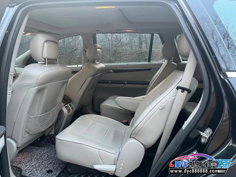 10年奔驰R轿车抵押车出售