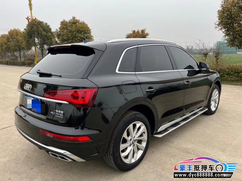 21年奥迪Q5轿车抵押车出售