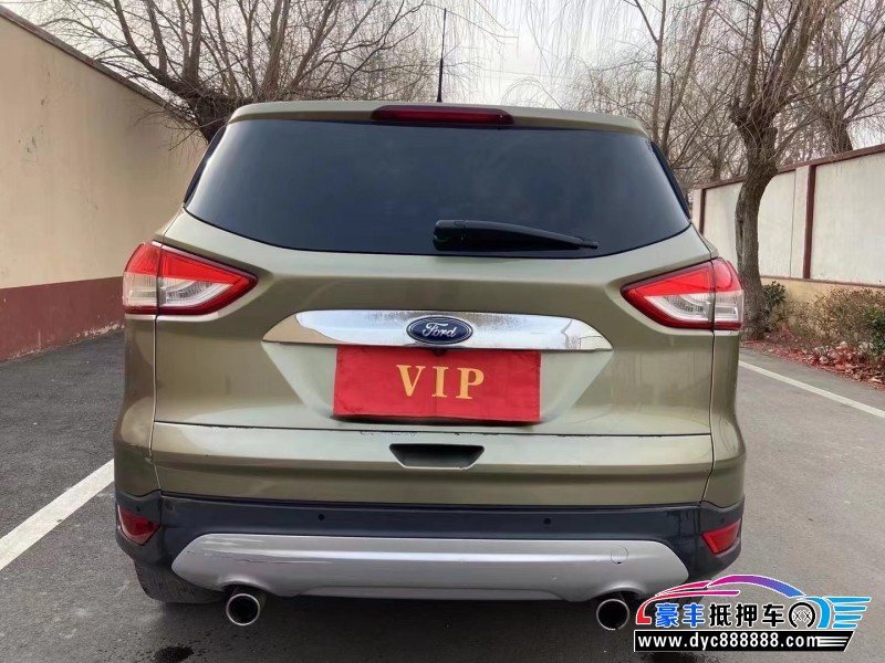 15年福特翼虎轿车抵押车出售