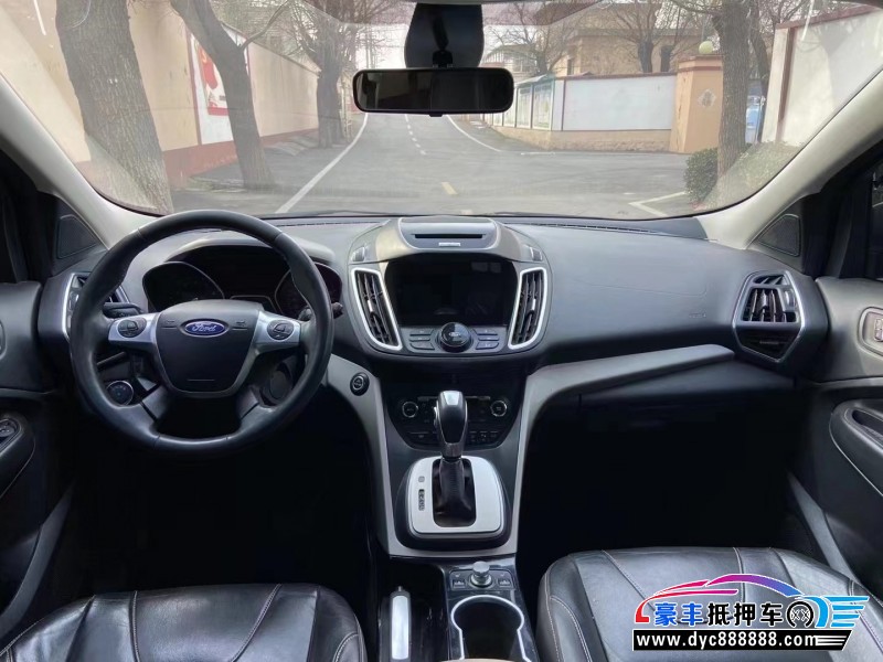 15年福特翼虎轿车抵押车出售