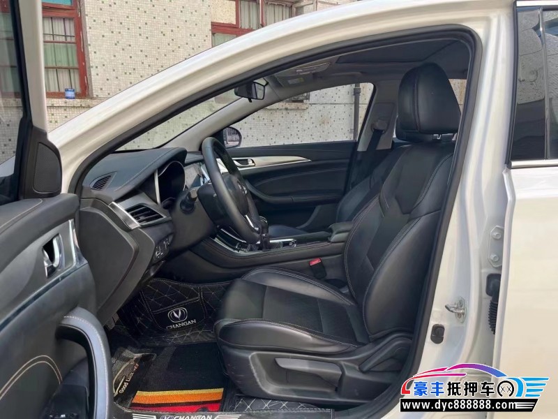 19年长安逸动轿车抵押车出售