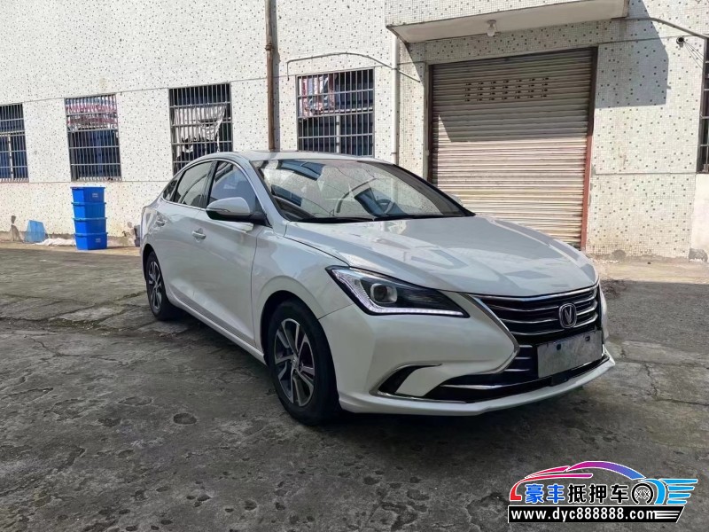 19年长安逸动轿车抵押车出售