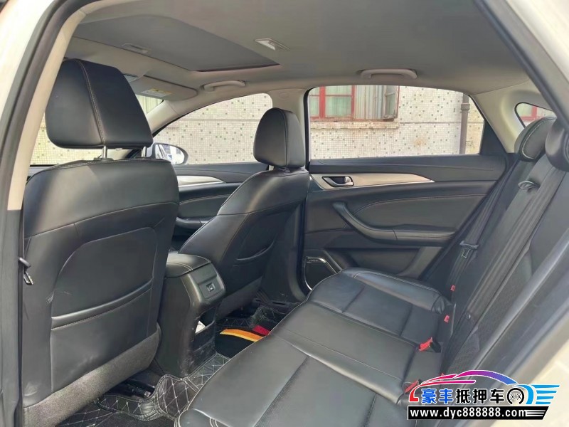 19年长安逸动轿车抵押车出售