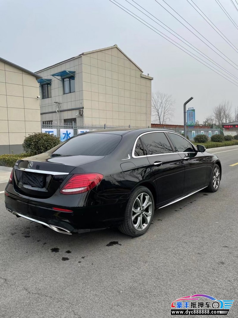 20年奔驰E轿车抵押车出售