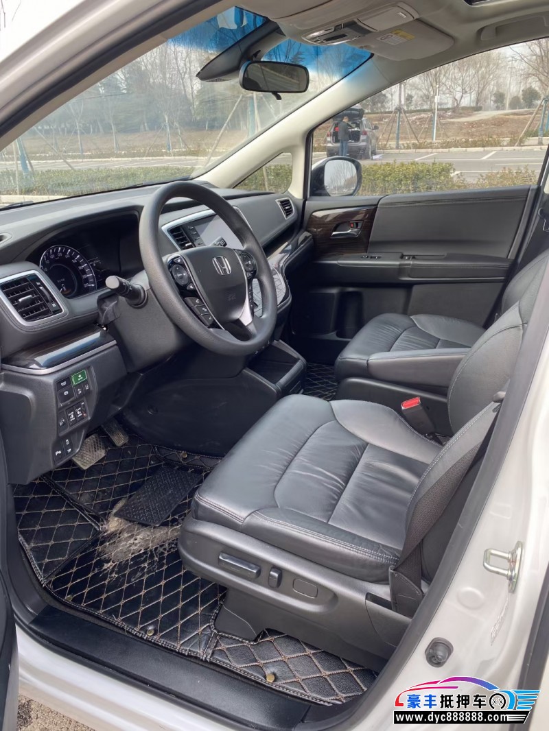 21年本田奥德赛轿车抵押车出售