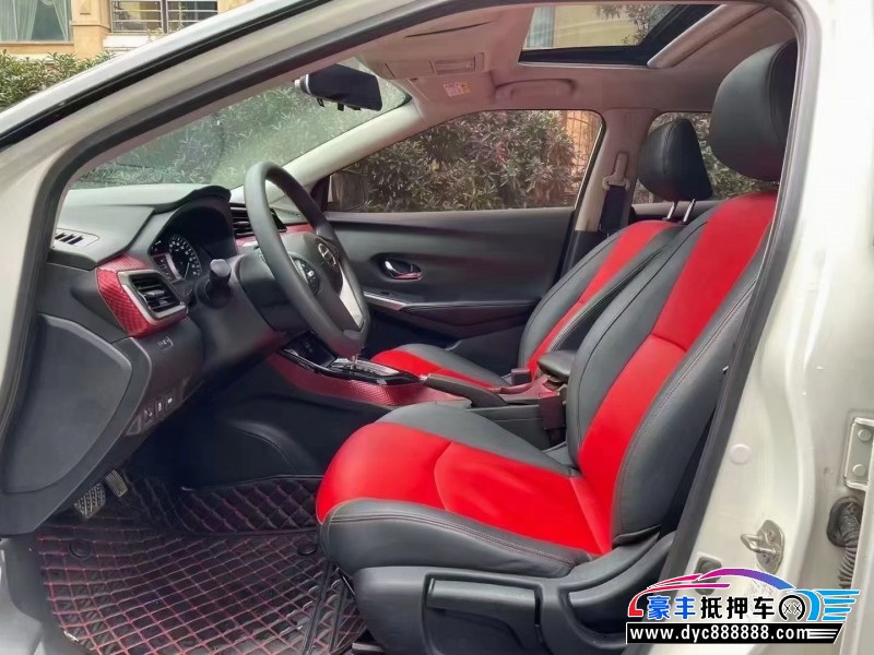 19年日产蓝鸟轿车抵押车出售