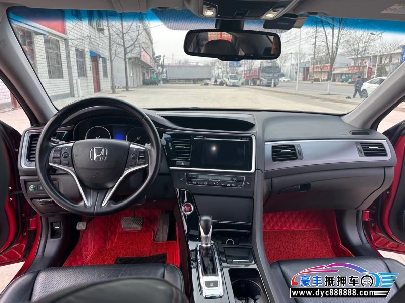 14年本田思铂睿轿车抵押车出售