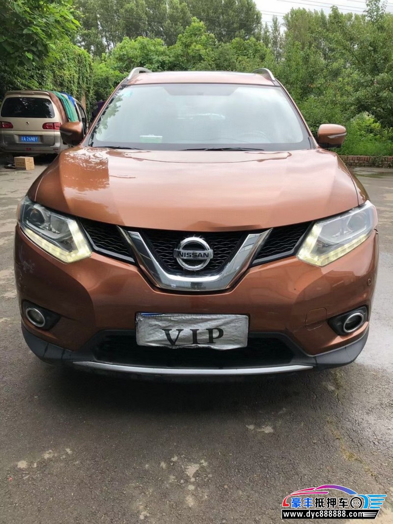 14年日产奇骏轿车抵押车出售