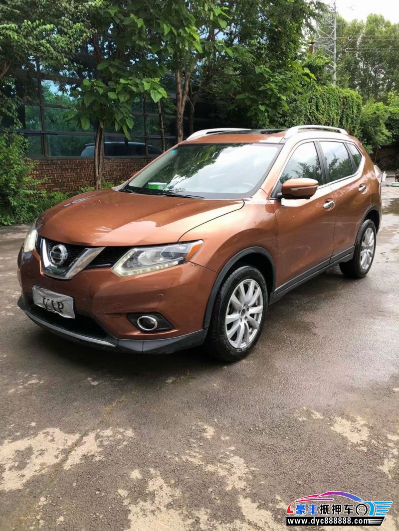 14年日产奇骏轿车抵押车出售