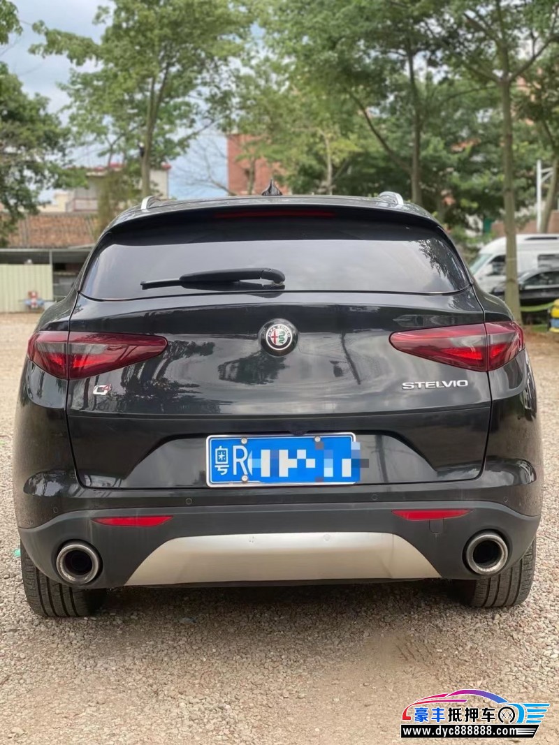 19年阿尔法·罗密欧Stelvio轿车抵押车出售