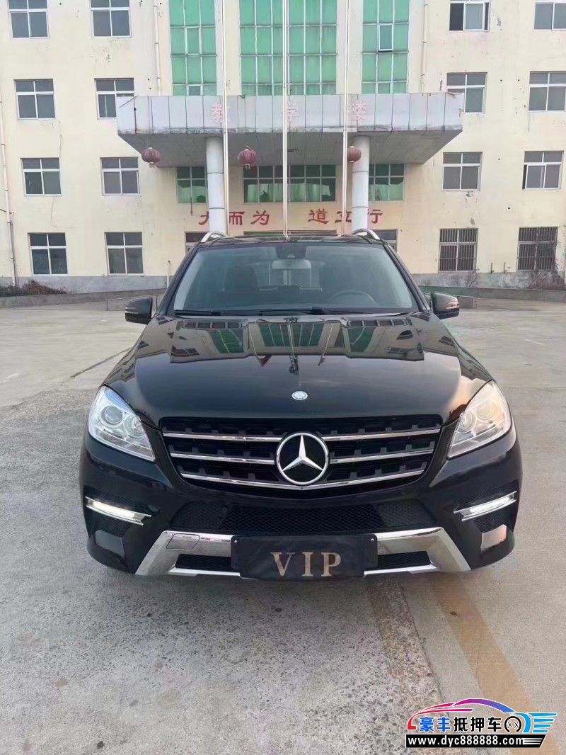 12年奔驰ML轿车抵押车出售