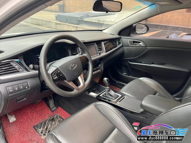 19年现代名图轿车抵押车出售